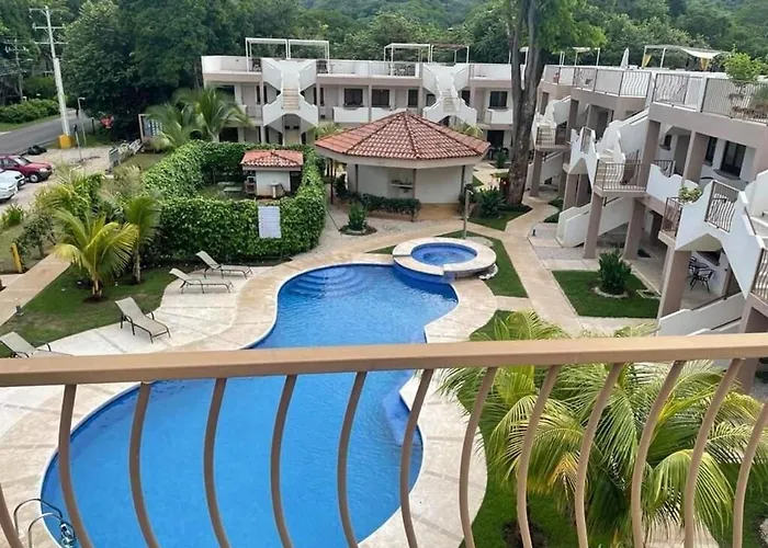Puravida Escape - 60 Metres From
