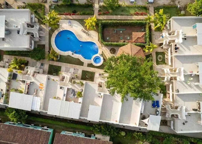 Puravida Escape - 60 Metres From Coco