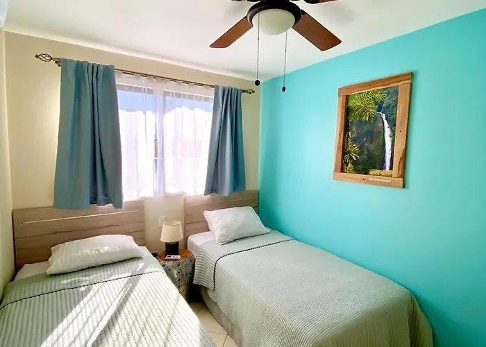 Puravida Escape - 60 Metres From * Coco